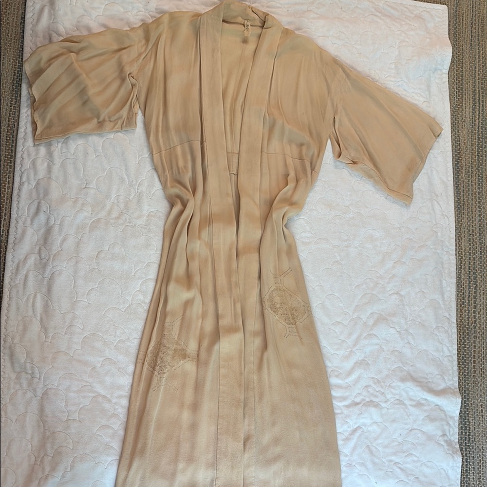 Elegant Cream Kimono Robe- Vintage